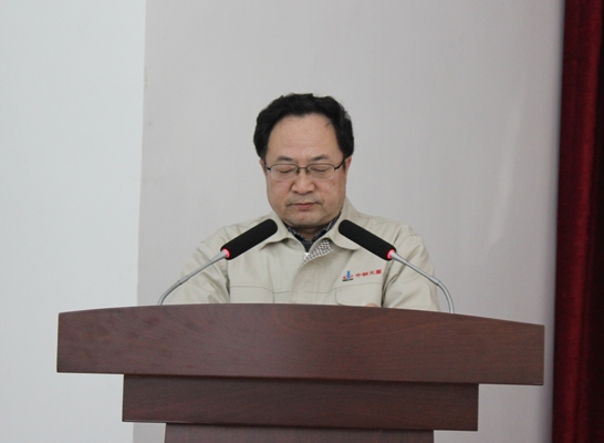 770154874249097.jpg 亞書記作黨風廉政建設工作報告.JPG